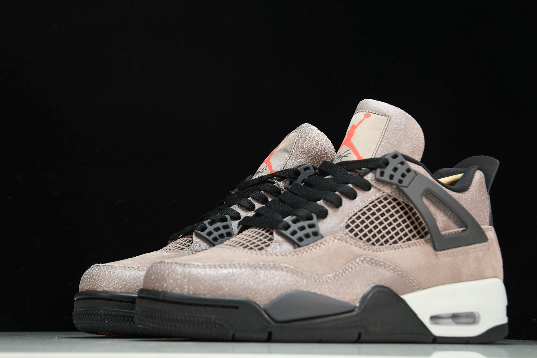 Air Jordan 4 Retro Taupe Haze