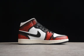 Air Jordan 1 Mid Wear-Away Chicago