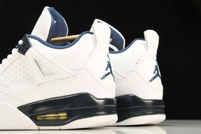 Air Jordan 4 Retro Columbia