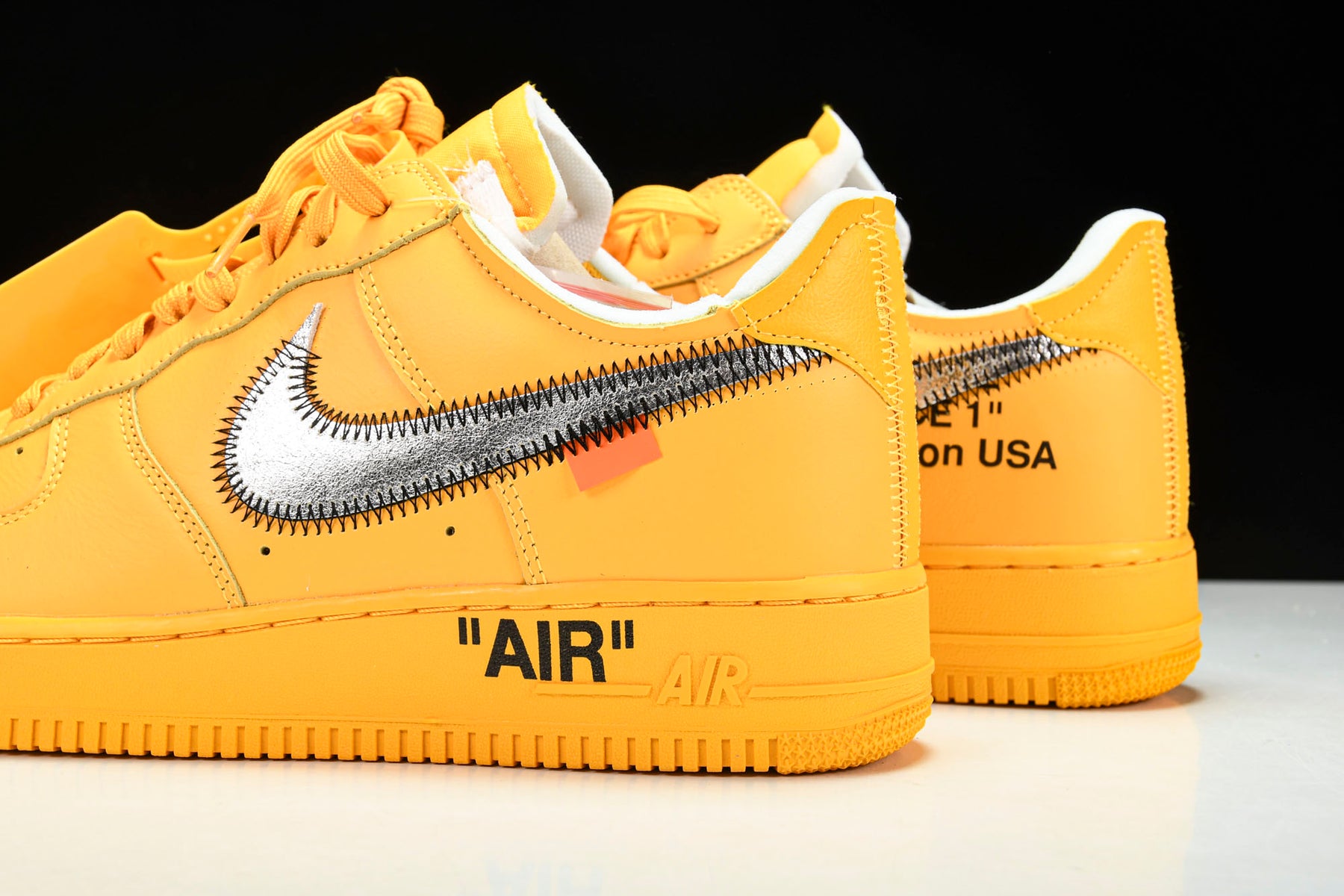 Nike Air force 1 Low Off White University Gold