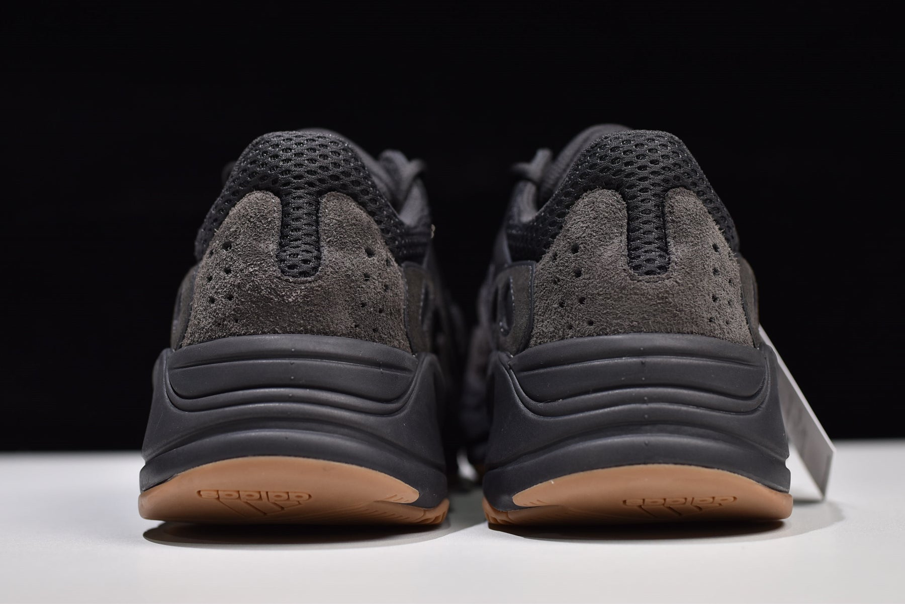 adidas Yeezy Boost 700 Utility Black