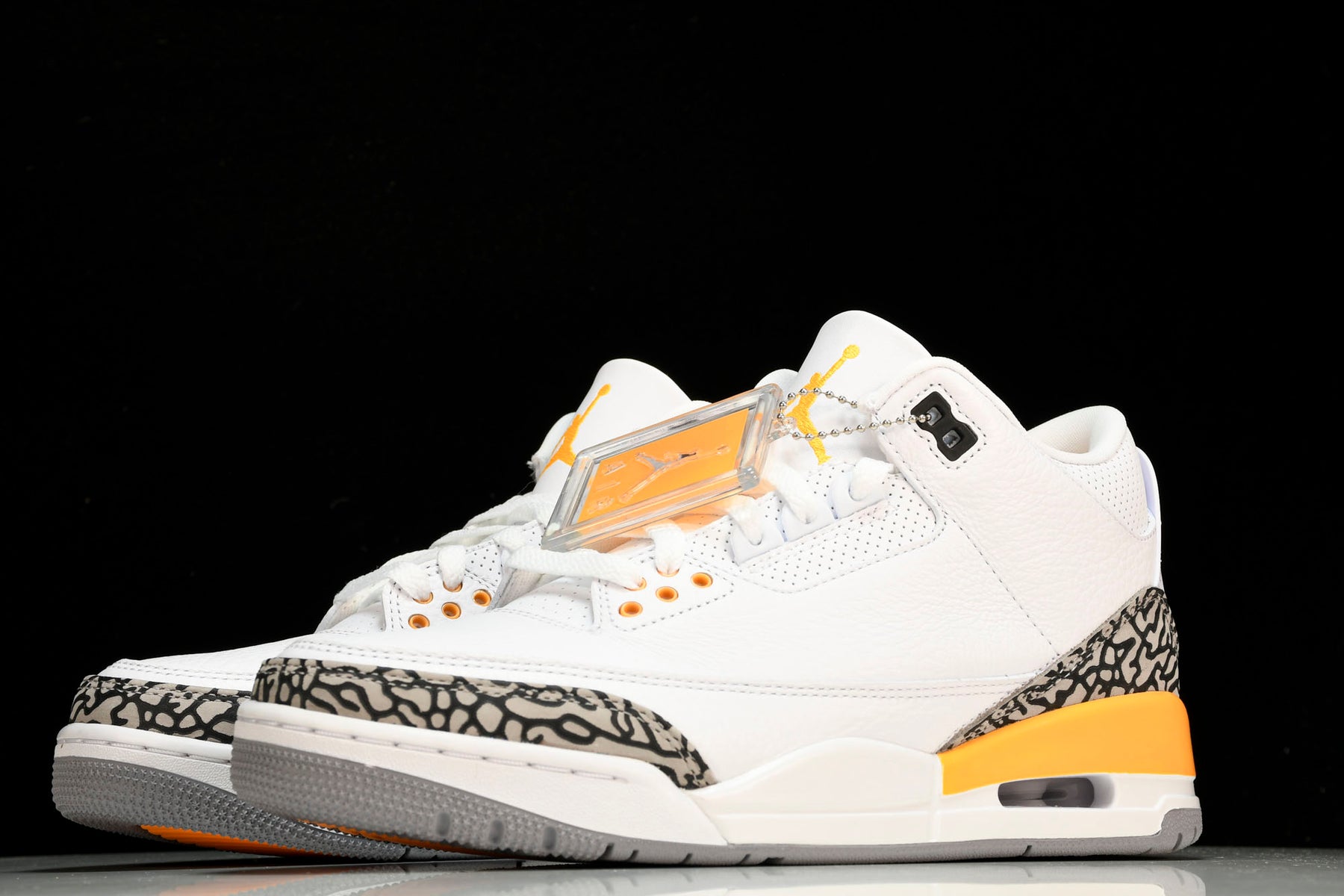 Air Jordan 3 Retro Laser Orange