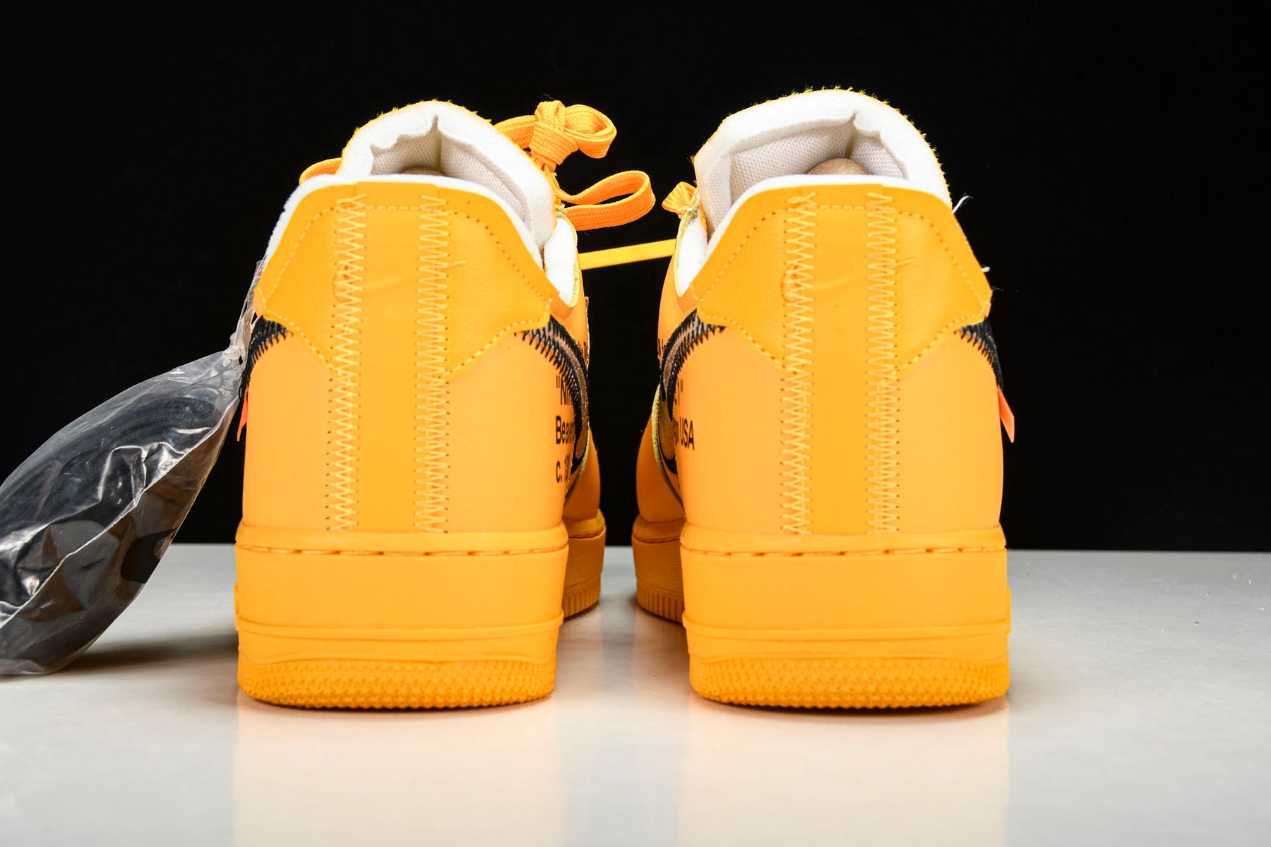 Nike Air force 1 Low Off White University Gold