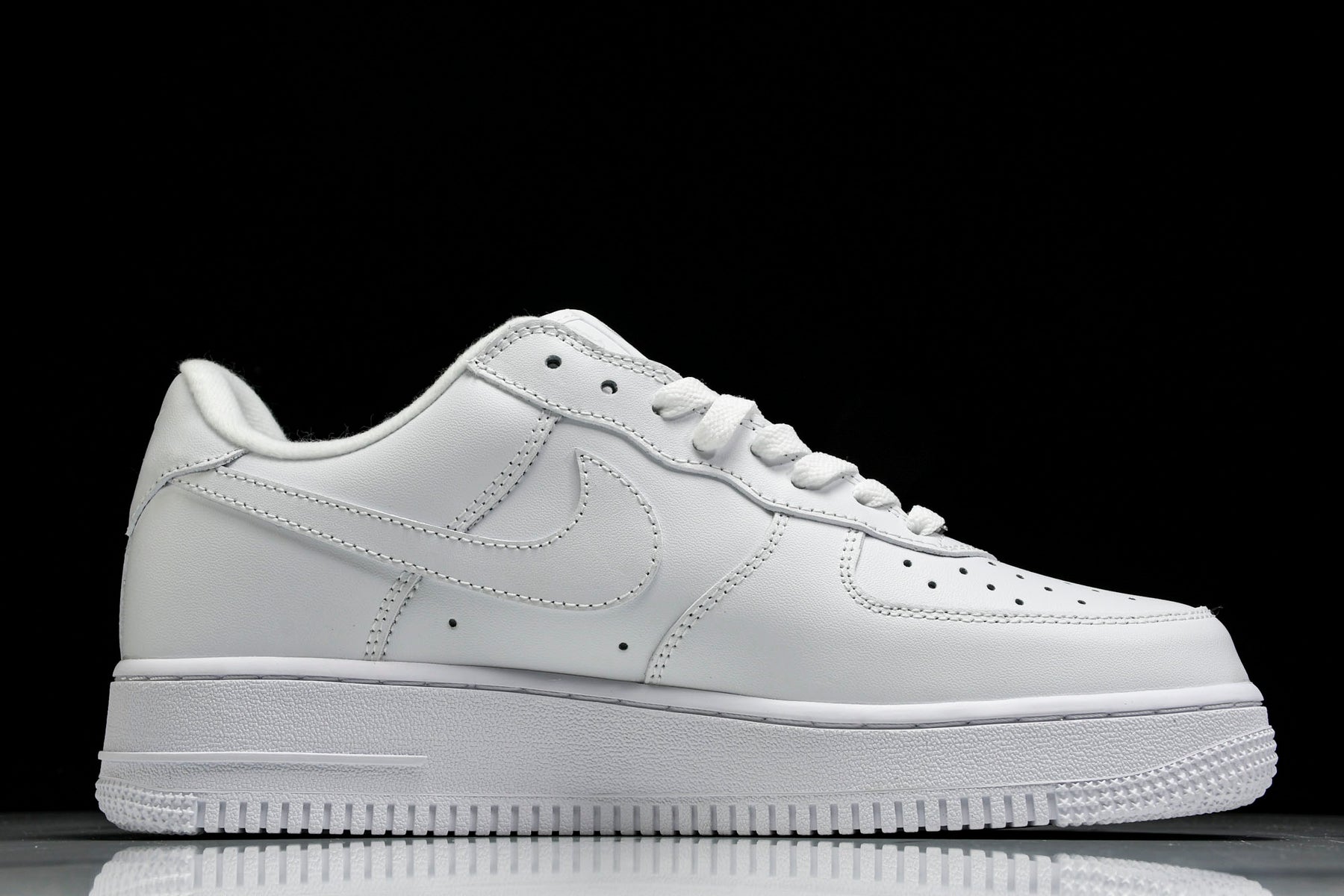 Nike Air Force 1 Low Supreme White