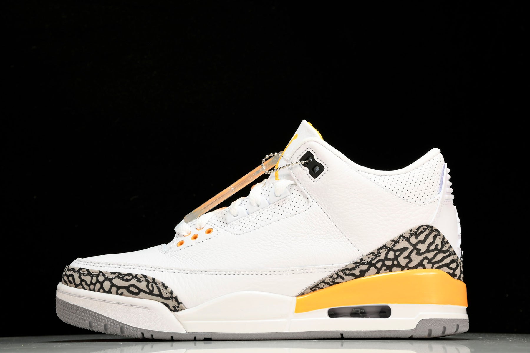 Air Jordan 3 Retro Laser Orange