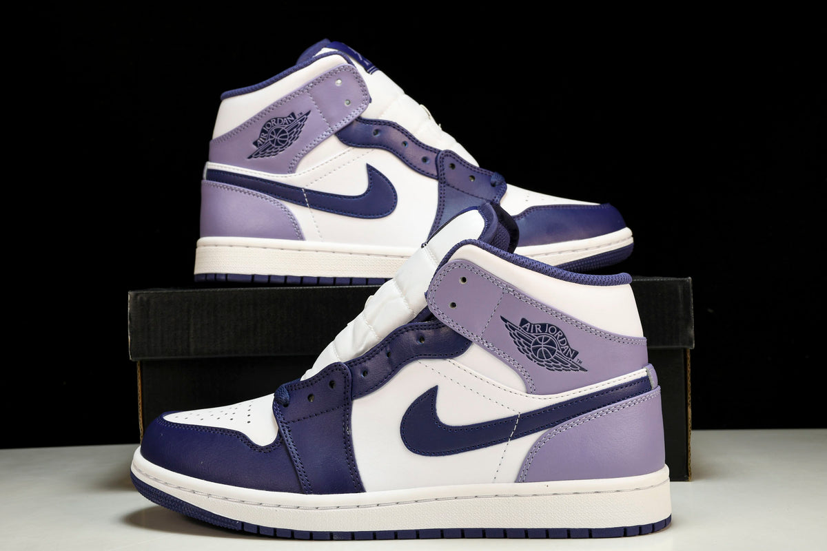 Air Jordan 1 Mid Blueberry