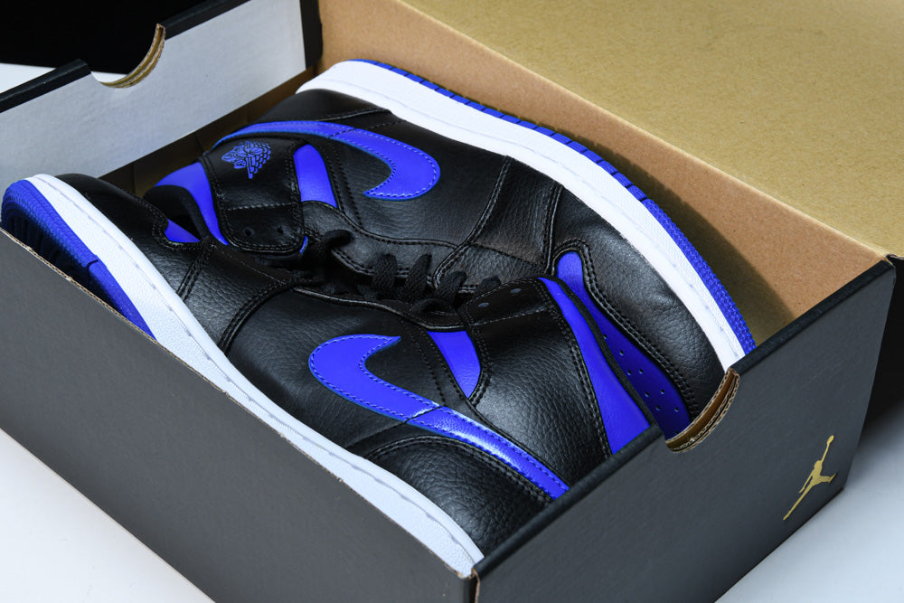 Air Jordan 1 Mid Royal