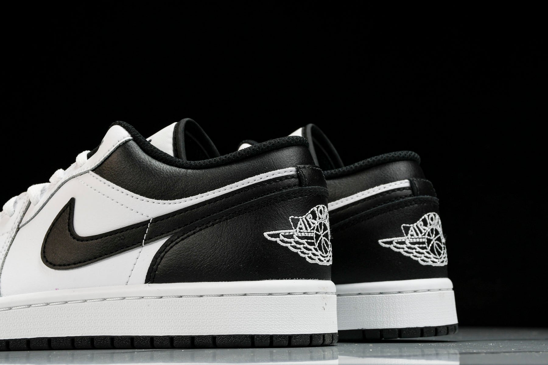 Air Jordan 1 Low White Black