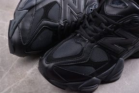 New Balance 9060 Triple Black