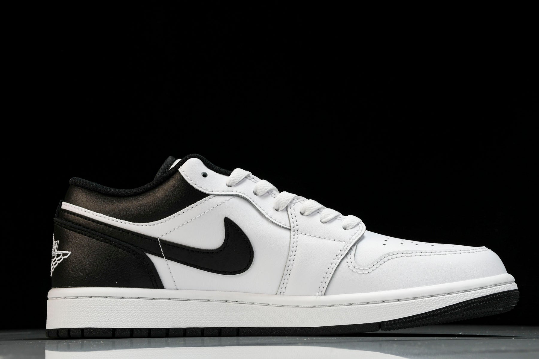 Air Jordan 1 Low White Black