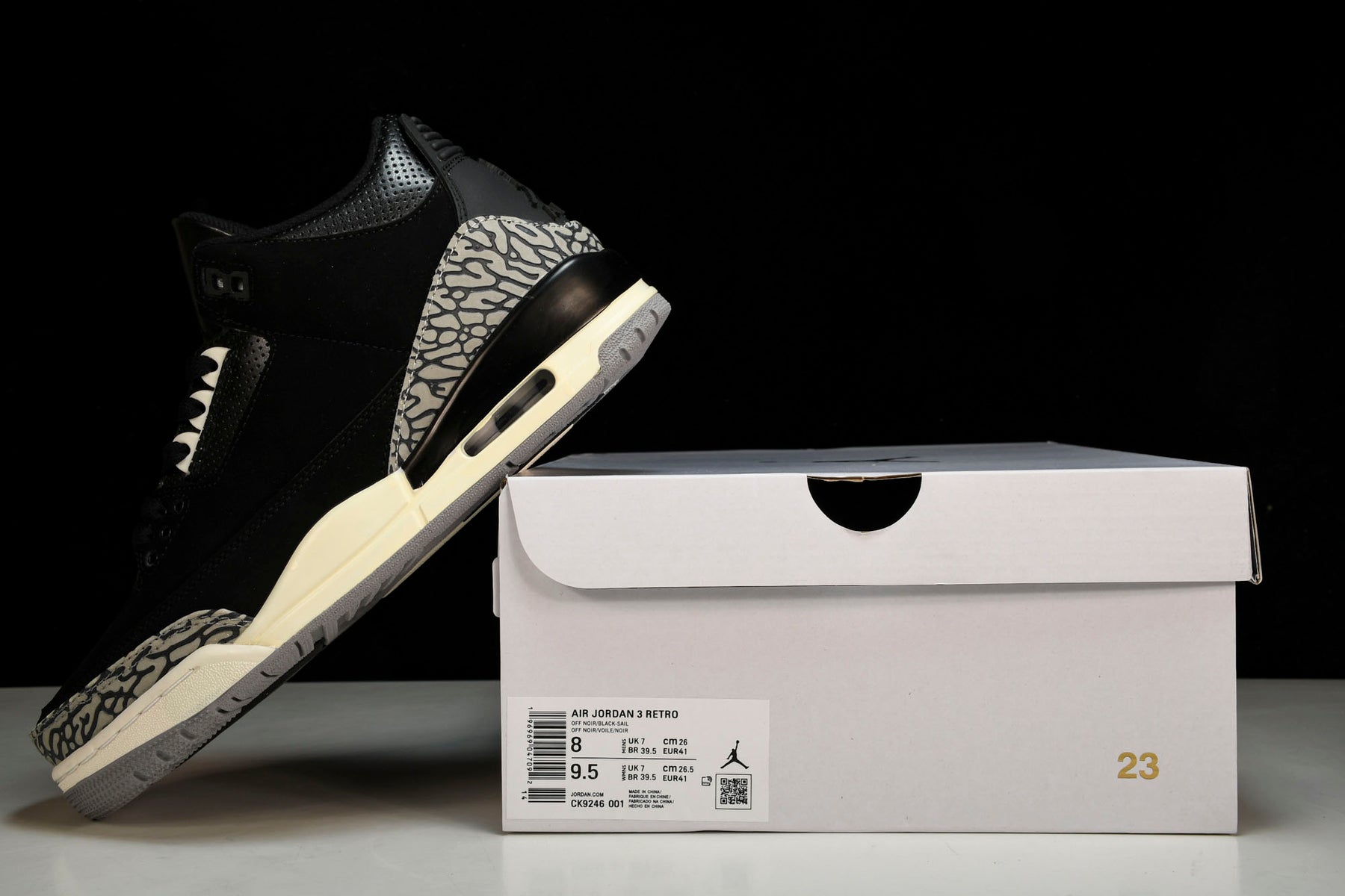 Air Jordan 3 Retro Off Noir