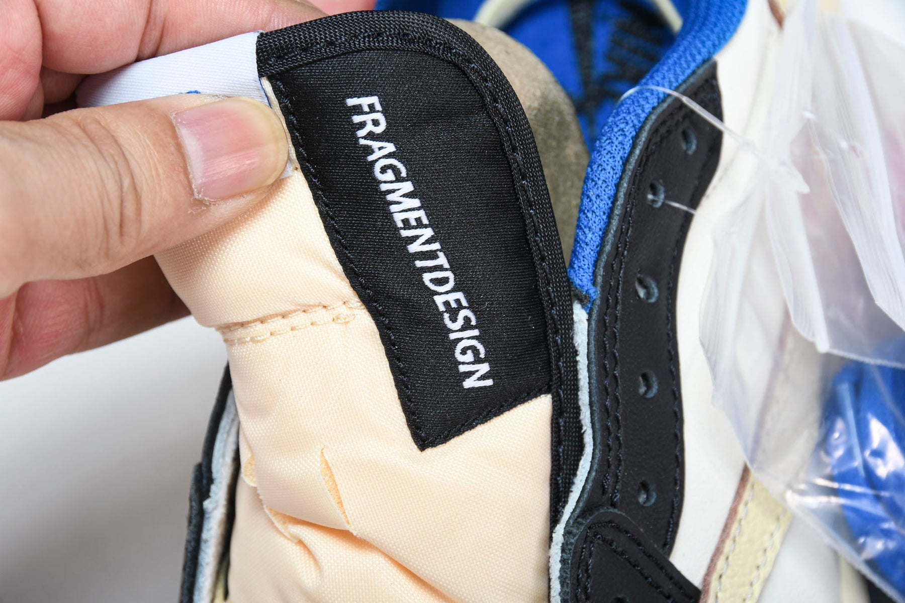 Air Jordan 1 Retro Low OG SP Fragment x Travis Scott