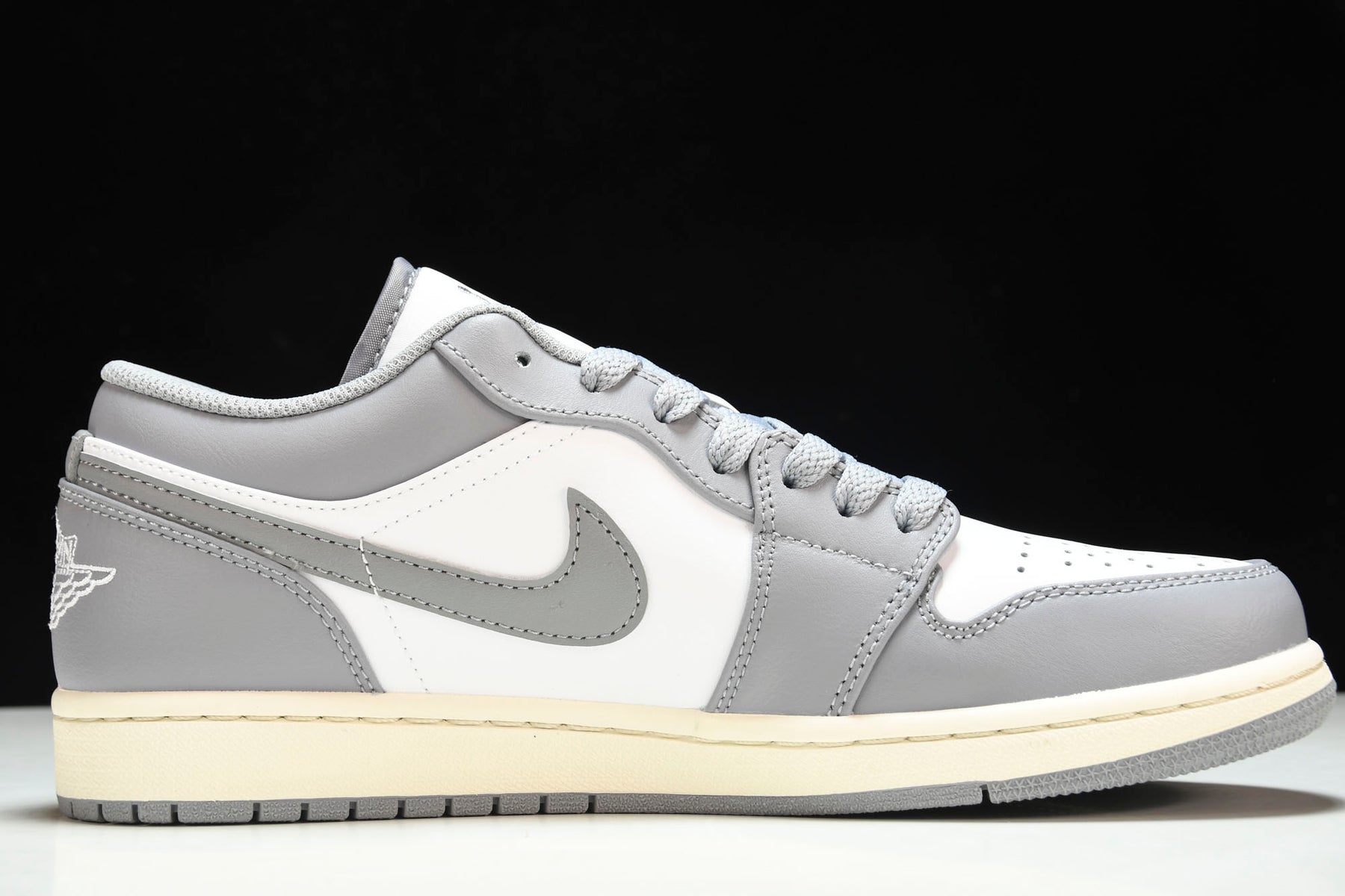 Air Jordan 1 Low Vintage Stealth Grey