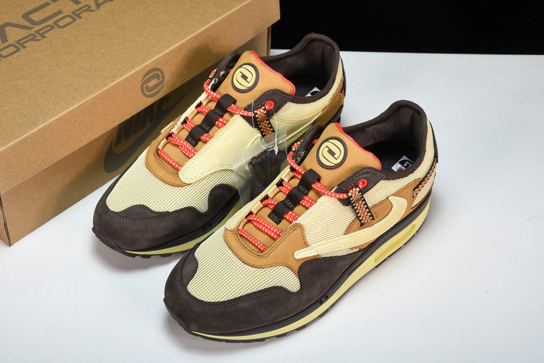 Nike Air Max 1 Travis Scott Cactus Jack Baroque Brown