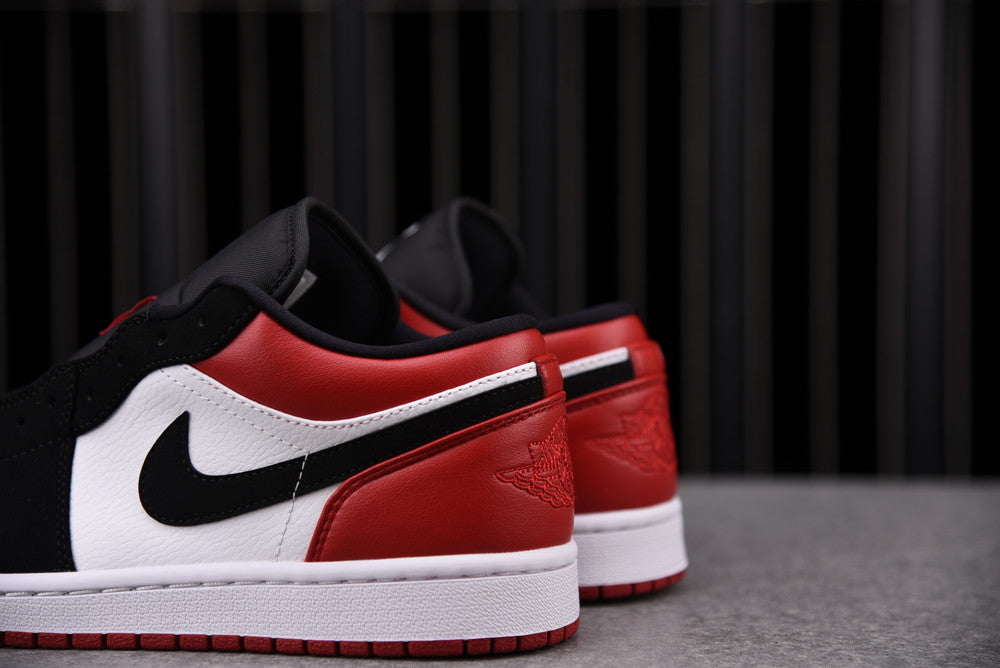 Air Jordan 1 Low Black Toe