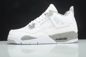 Air Jordan 4 Retro White Oreo (2021)