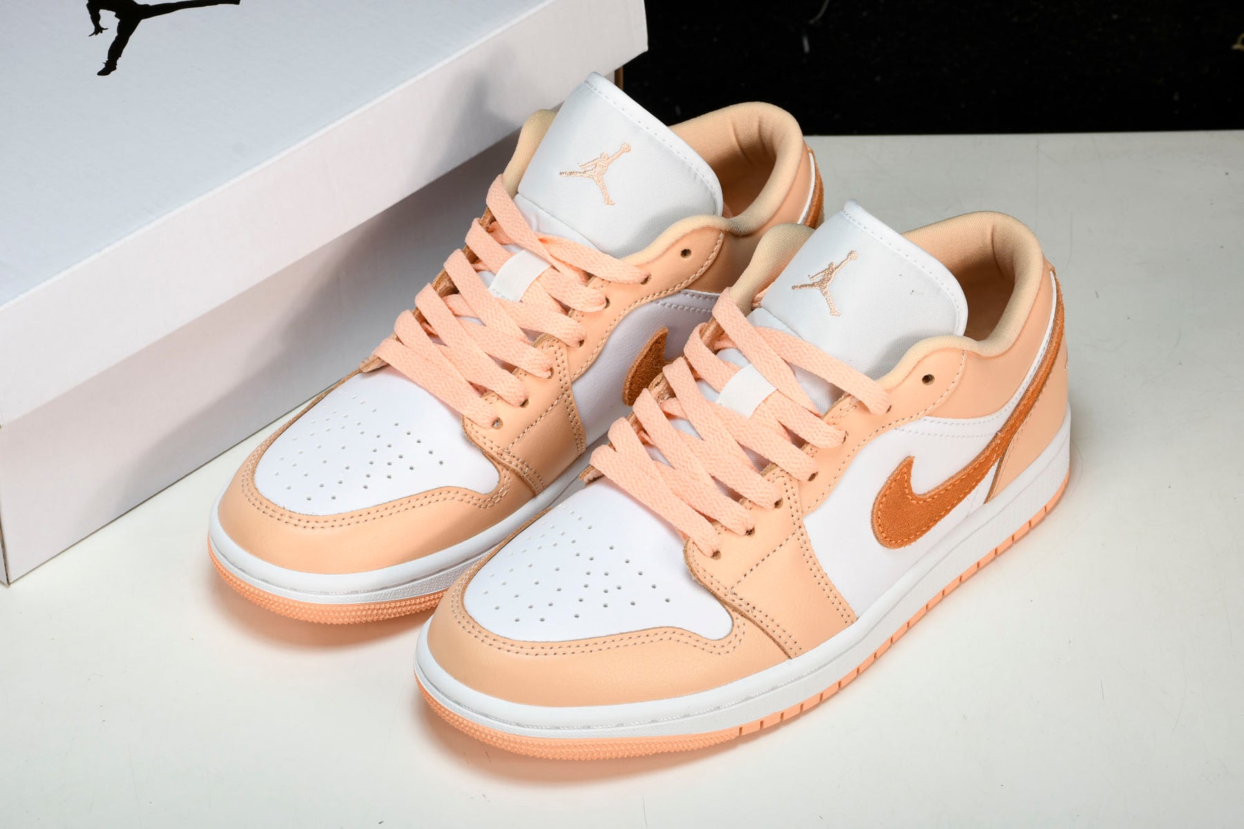 Air Jordan 1 Low Sunset Haze