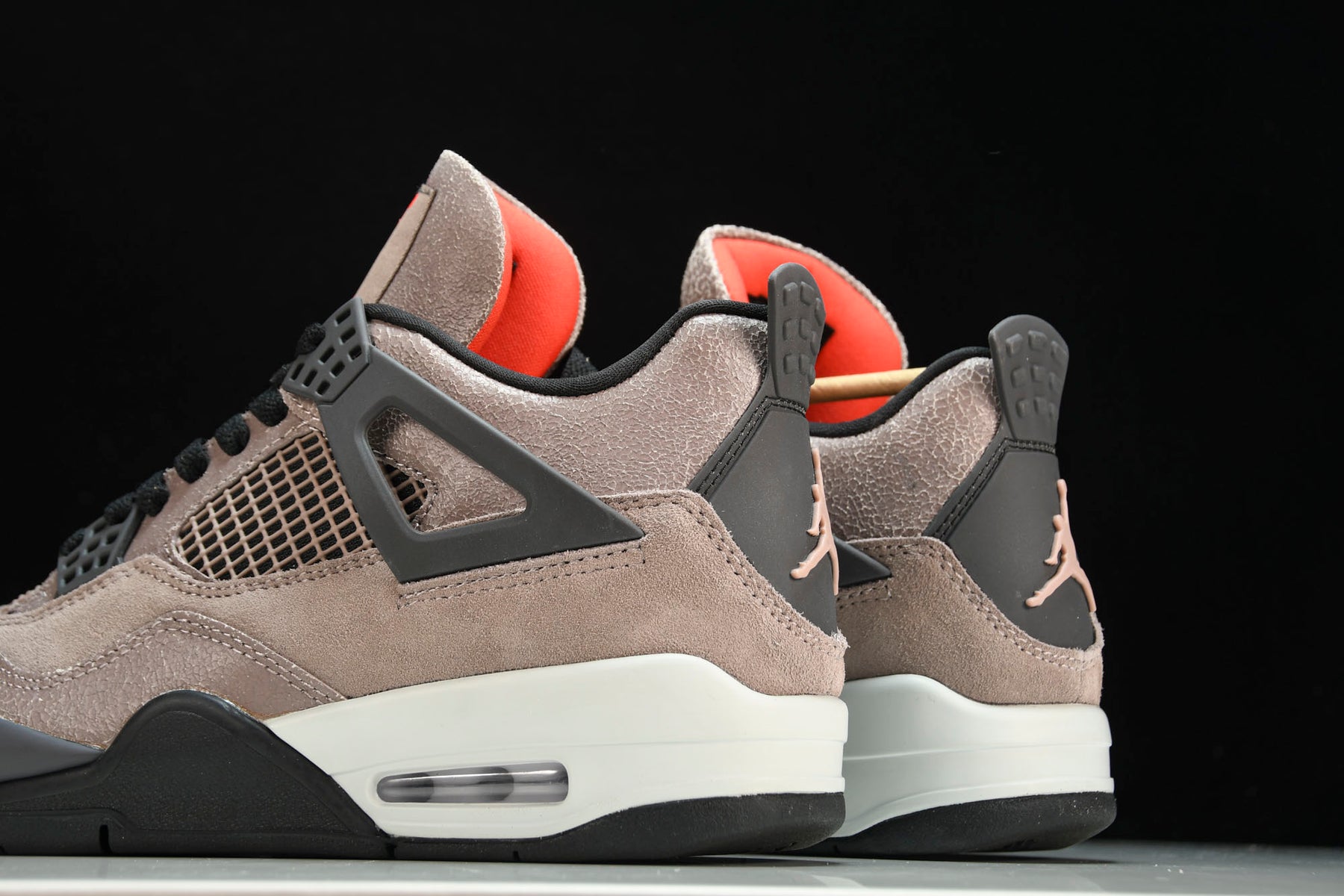 Air Jordan 4 Retro Taupe Haze