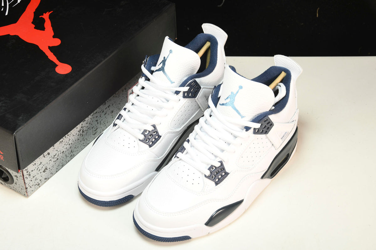 Air Jordan 4 Retro Columbia