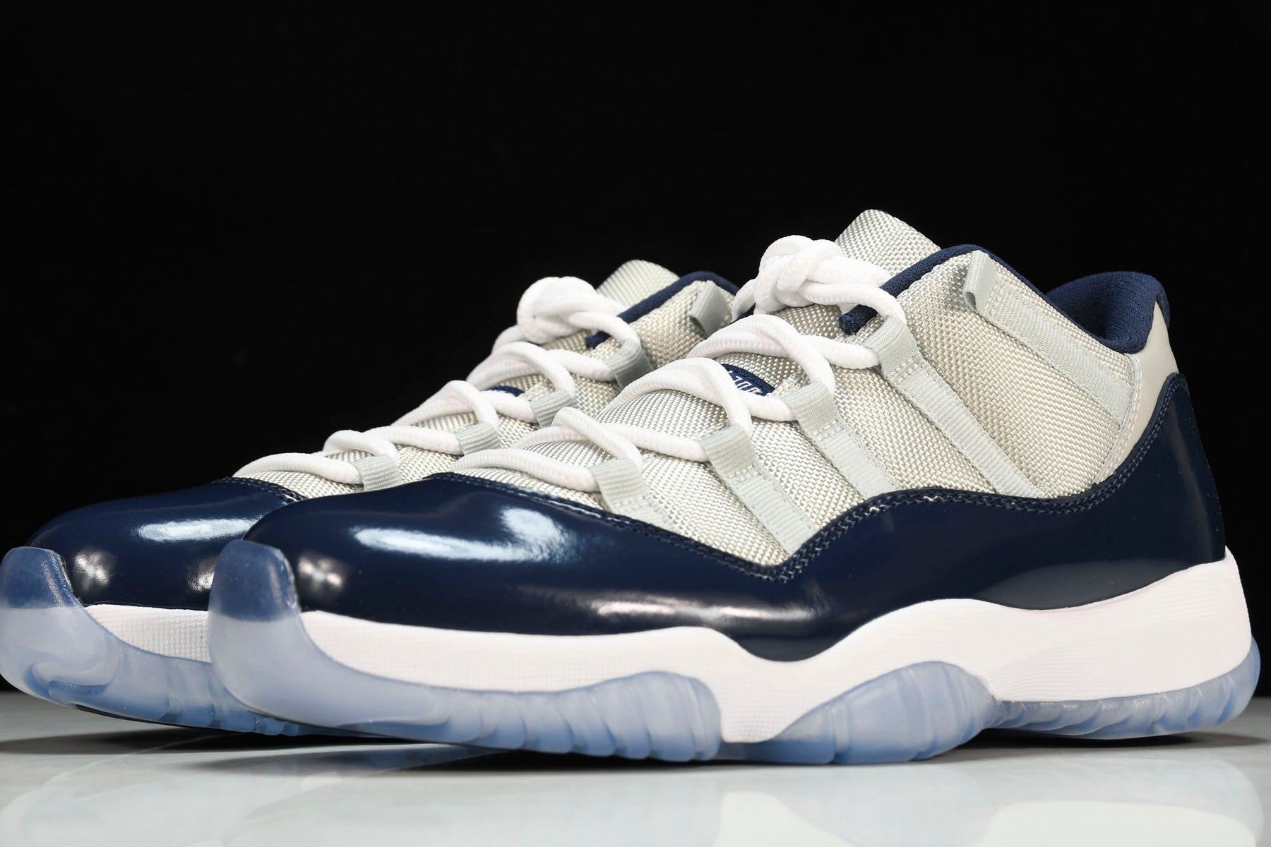 Air Jordan 11 Retro Low Georgetown