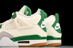 Air Jordan 4 Retro SB Pine Green