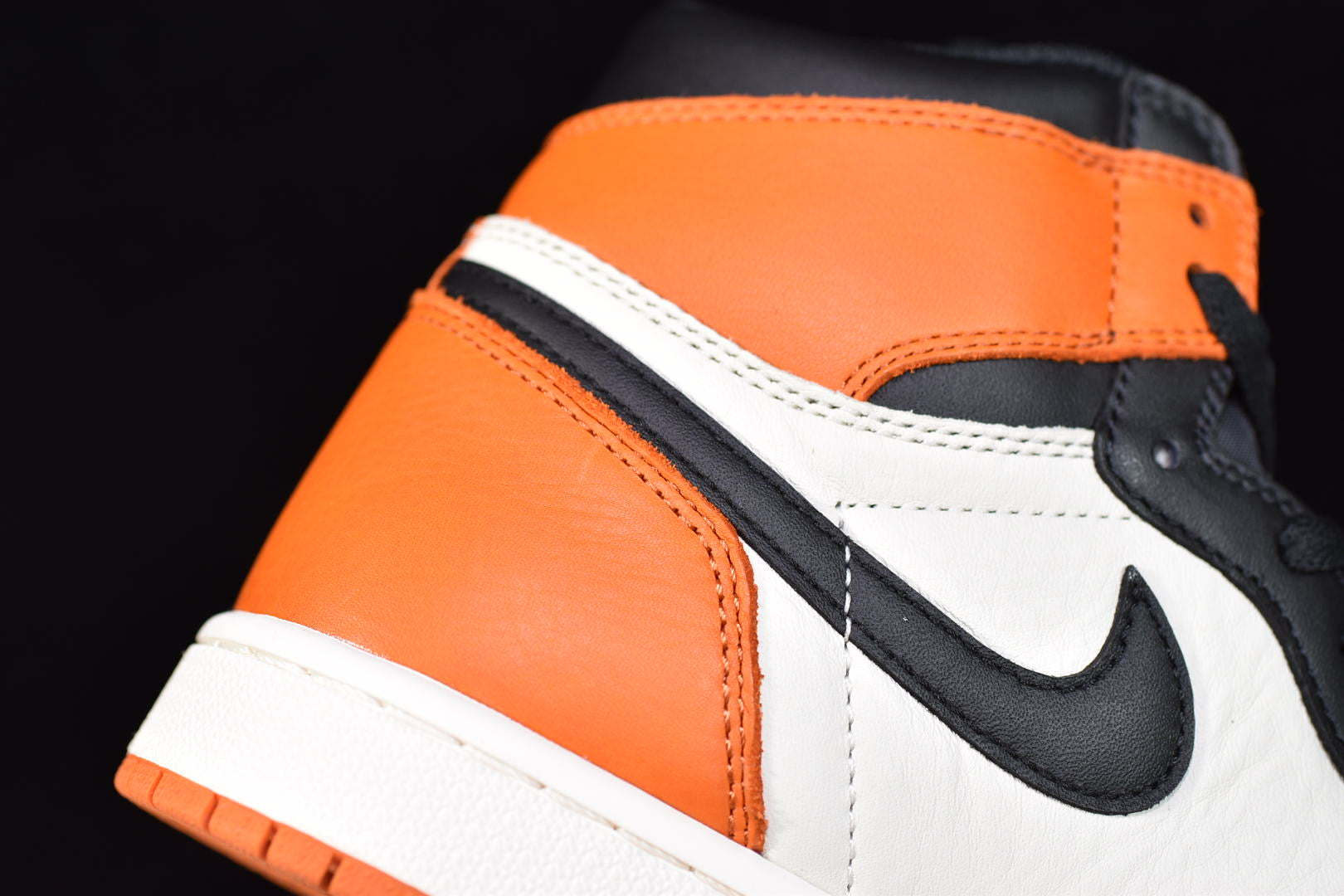 Air Jordan 1 Retro Shattered Backboard