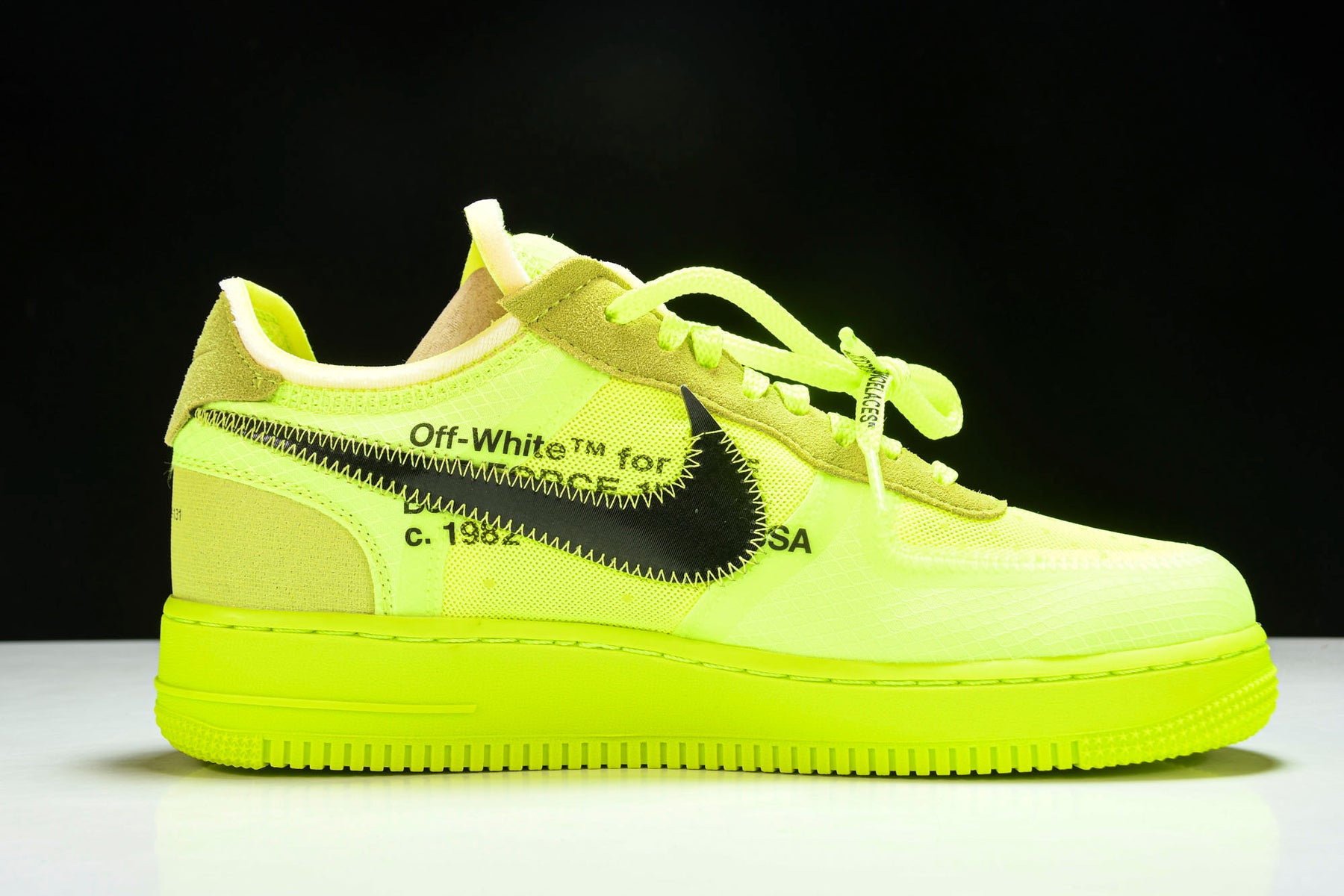 Nike Air Force 1 Low Off-White Volt