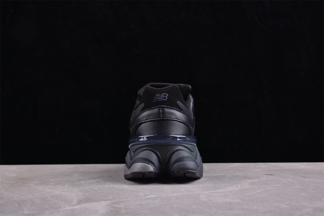 New Balance 9060 Triple Black