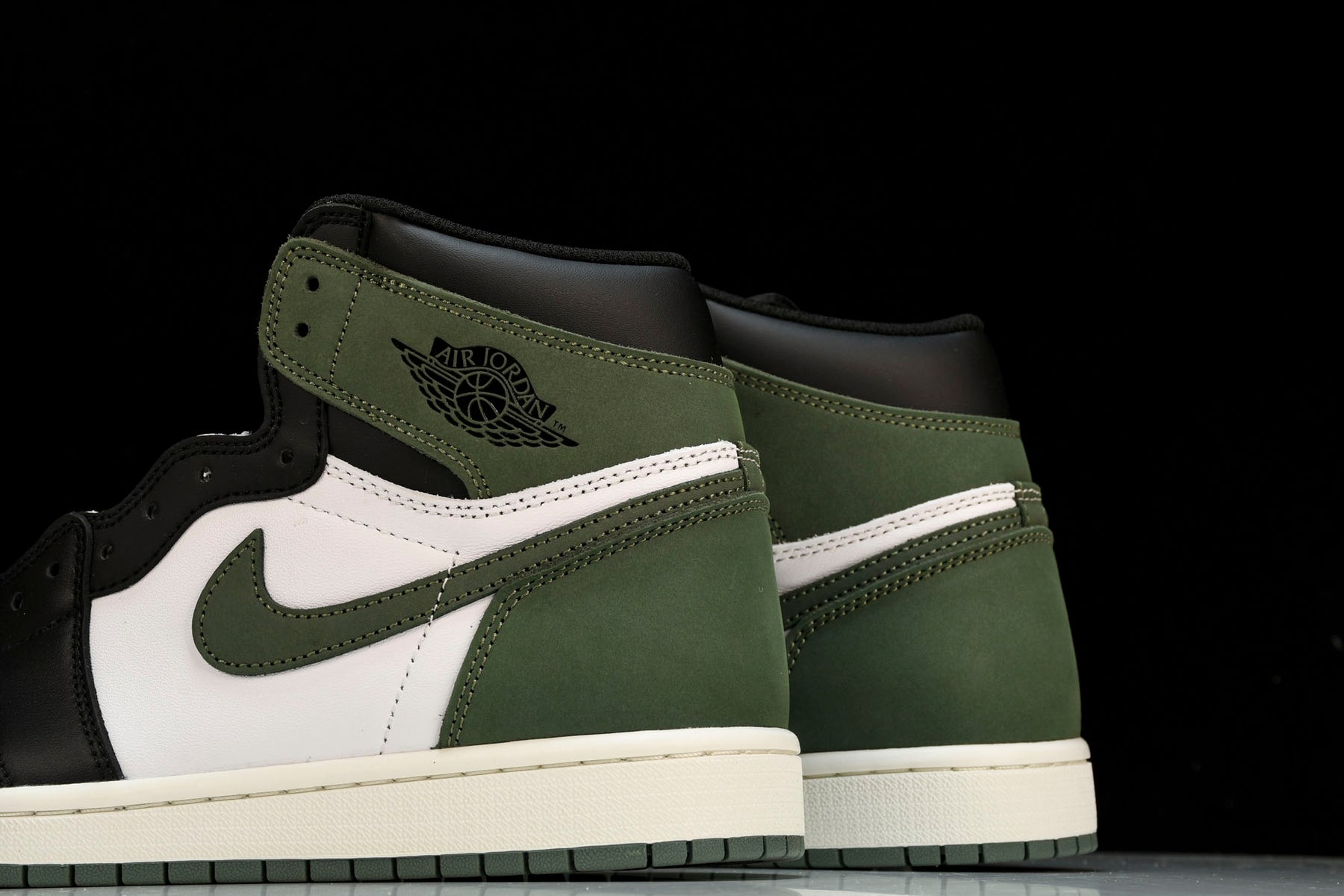 Air Jordan 1 Retro High Clay Green