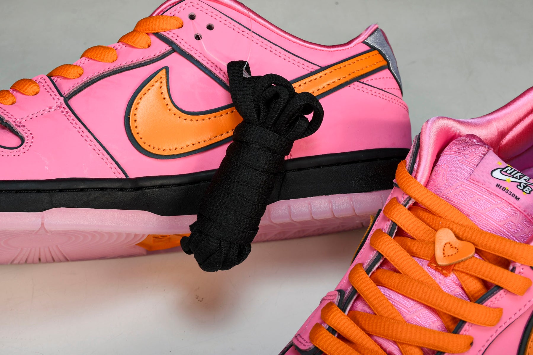 Nike SB Dunk Low The Powerpuff Girls Blossom