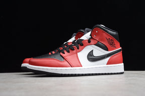 Air Jordan 1 Mid Chicago Toe