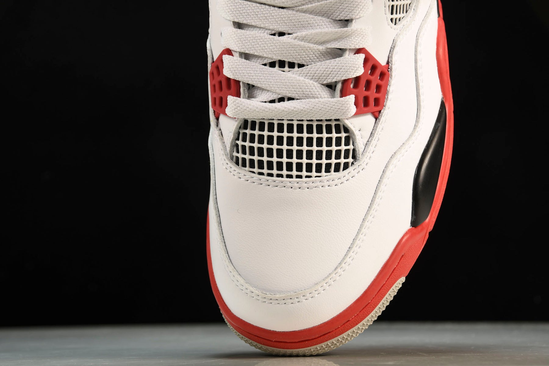 Air Jordan 4 Retro Fire Red (2020)