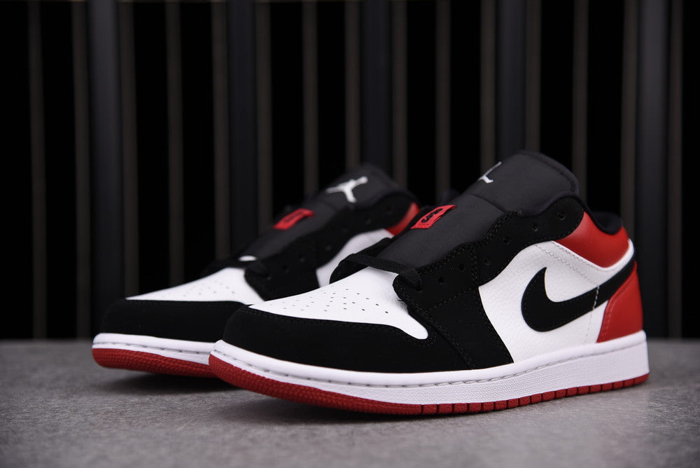 Air Jordan 1 Low Black Toe