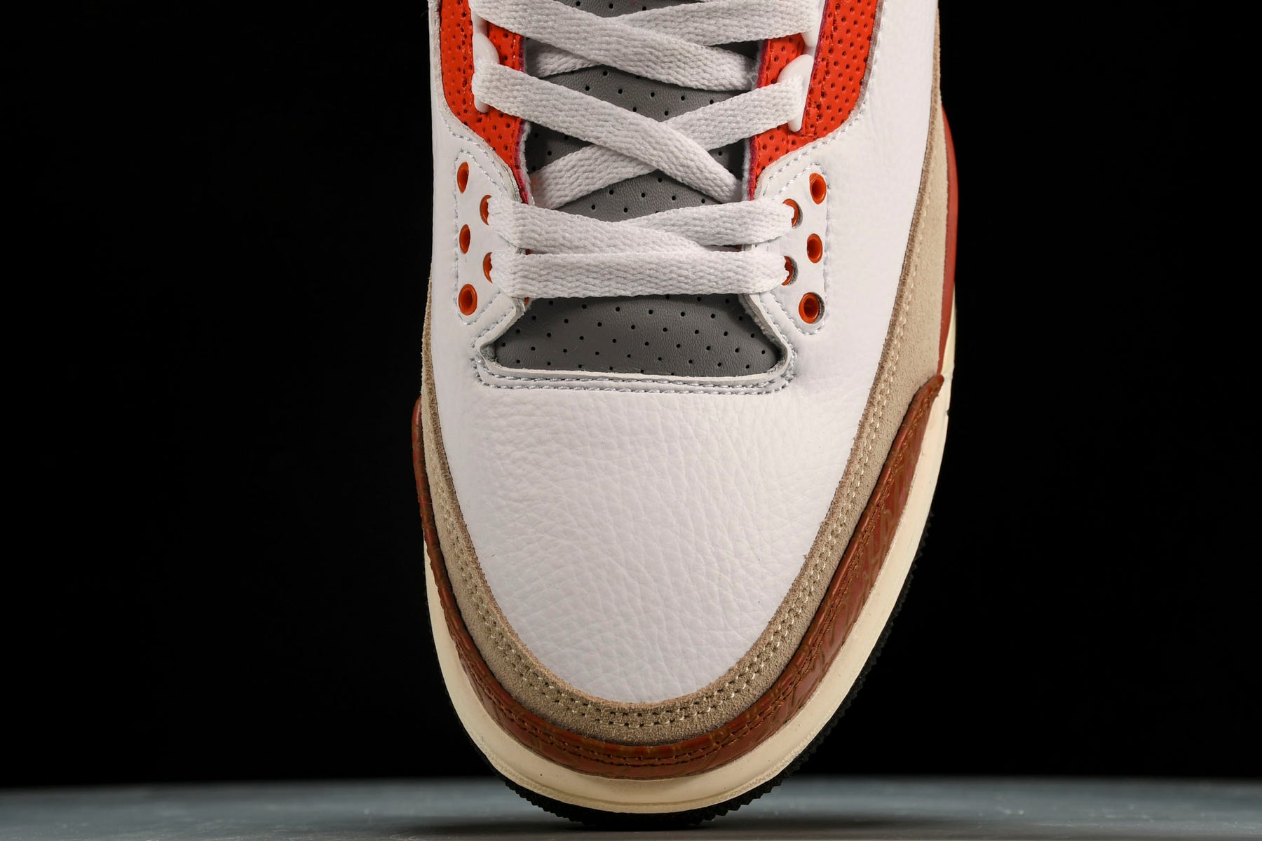 Air Jordan 3 Retro SE Dunk on Mars