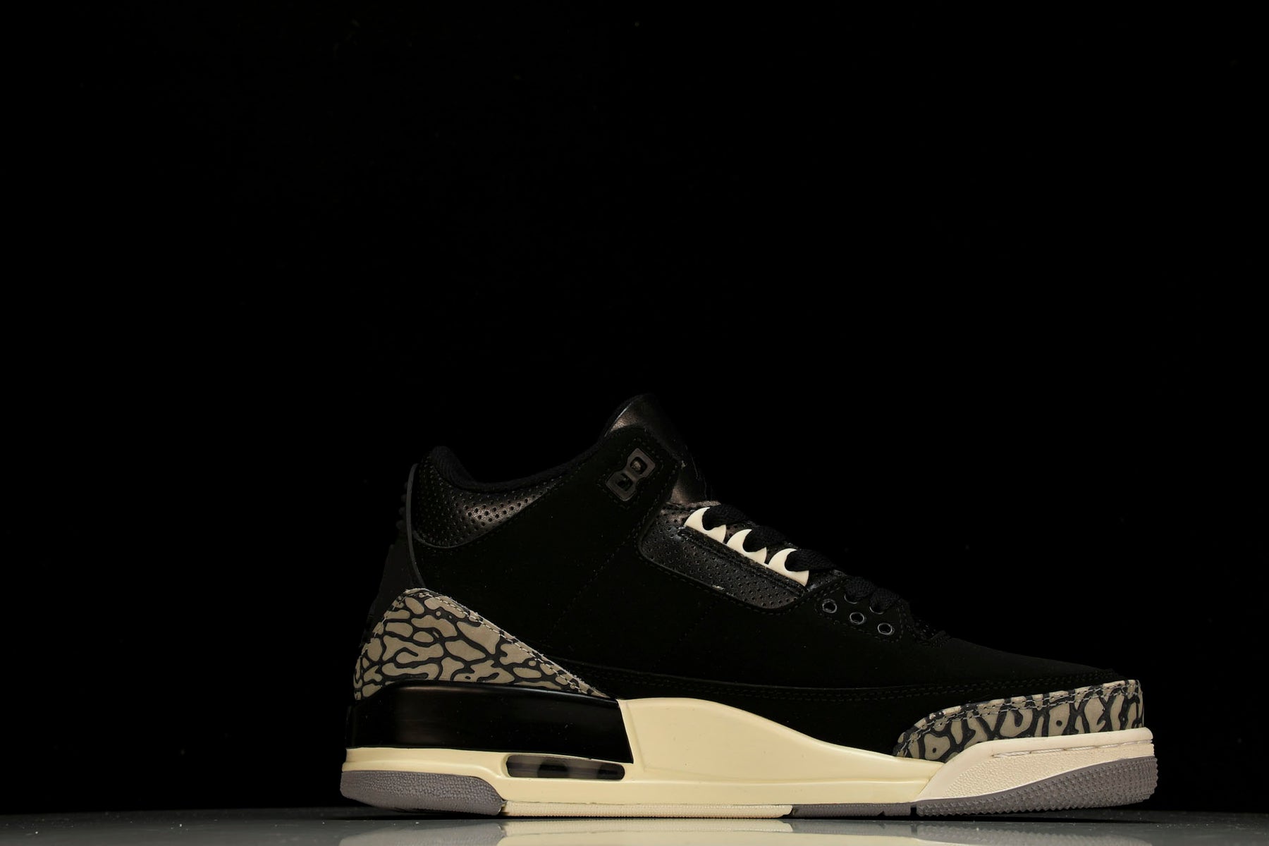 Air Jordan 3 Retro Off Noir