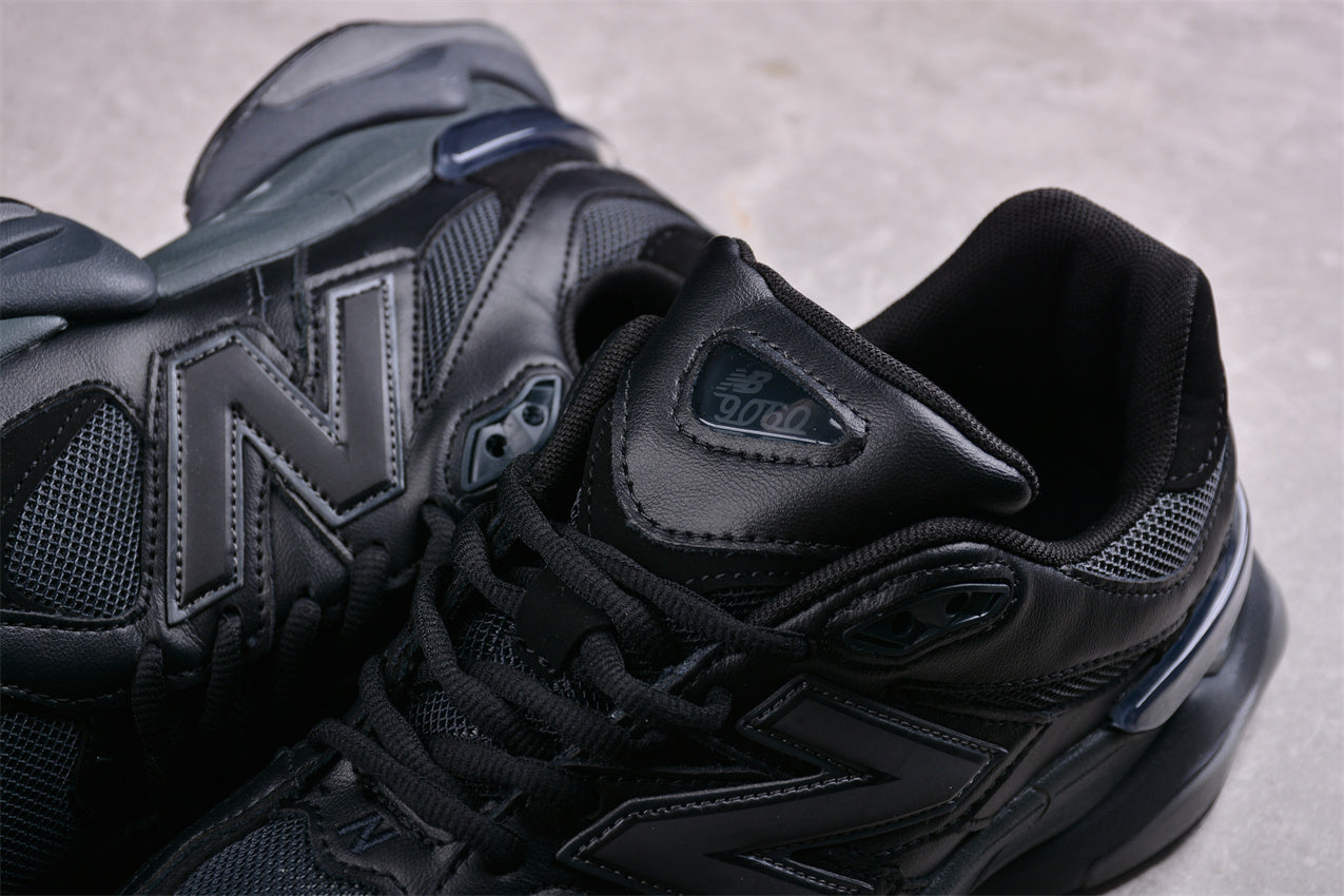 New Balance 9060 Triple Black