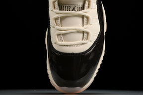 Air Jordan 11 Retro Neapolitan