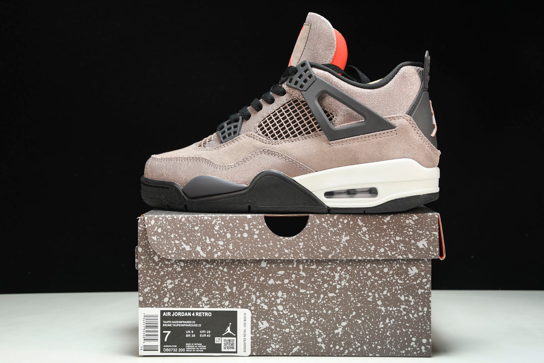 Air Jordan 4 Retro Taupe Haze