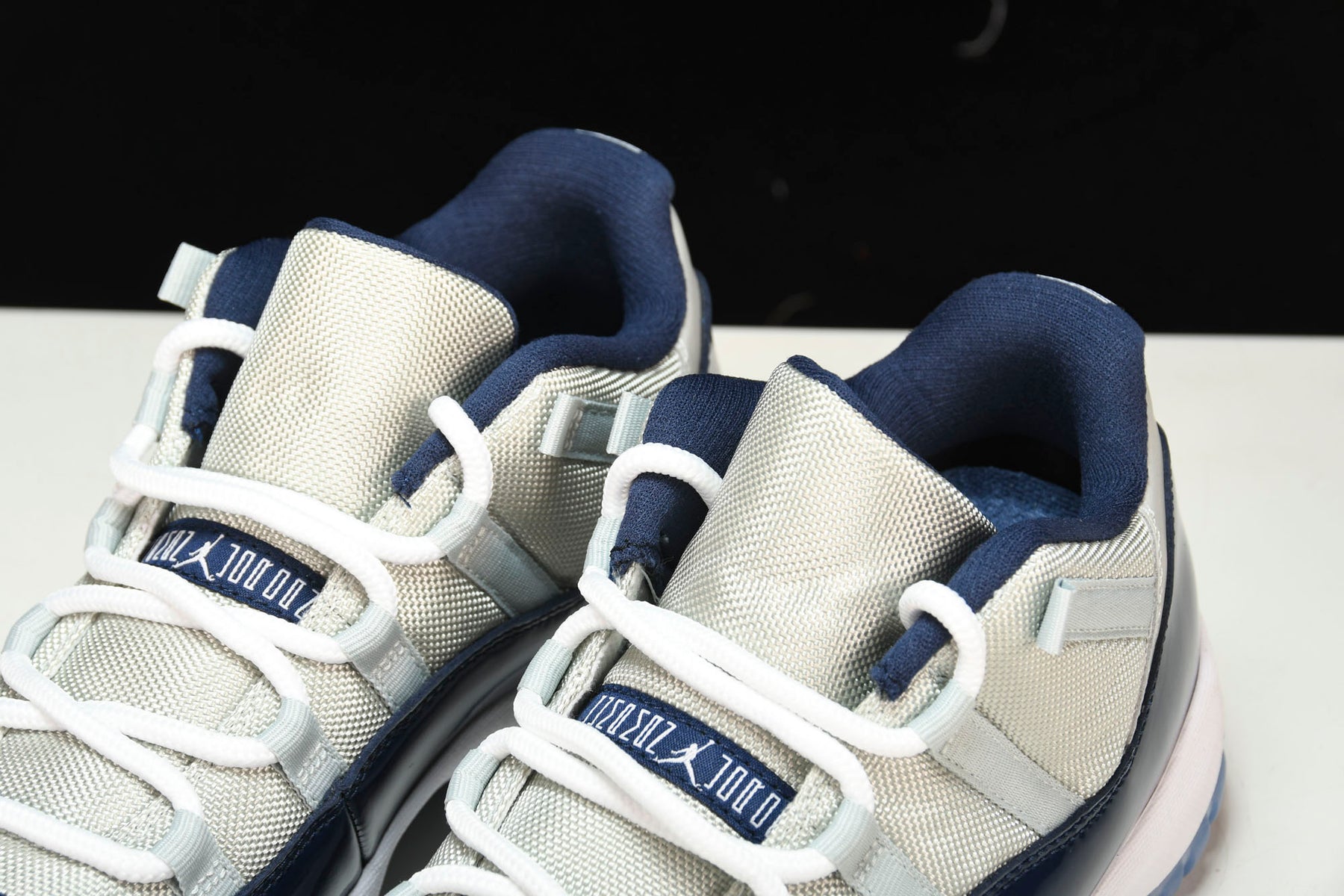 Air Jordan 11 Retro Low Georgetown