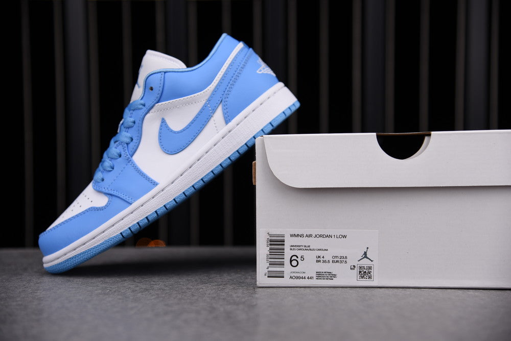 Air Jordan 1 Low UNC