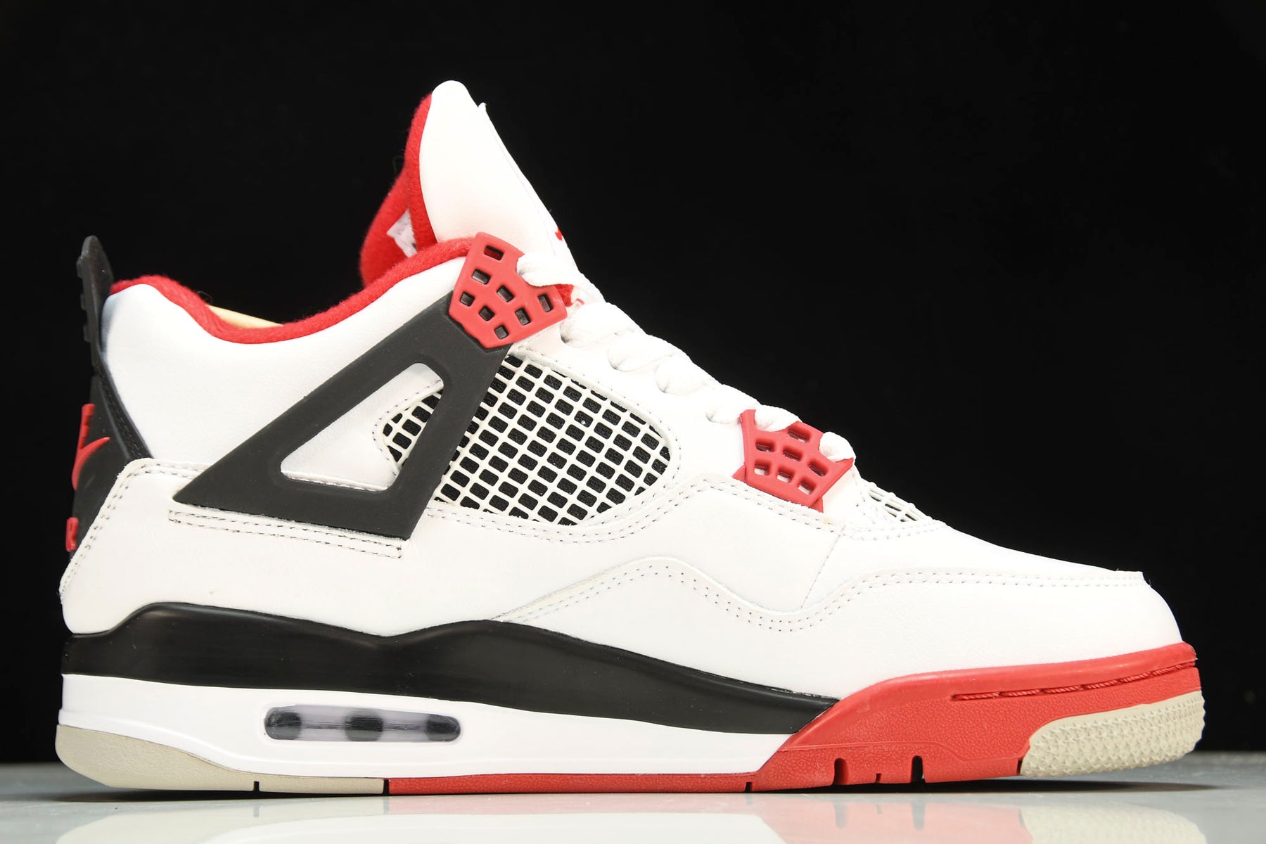 Air Jordan 4 Retro Fire Red (2020)