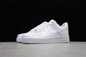 Nike Air Force 1 '07 Triple White'