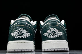 Air Jordan 1 Low SE Oxidized Green