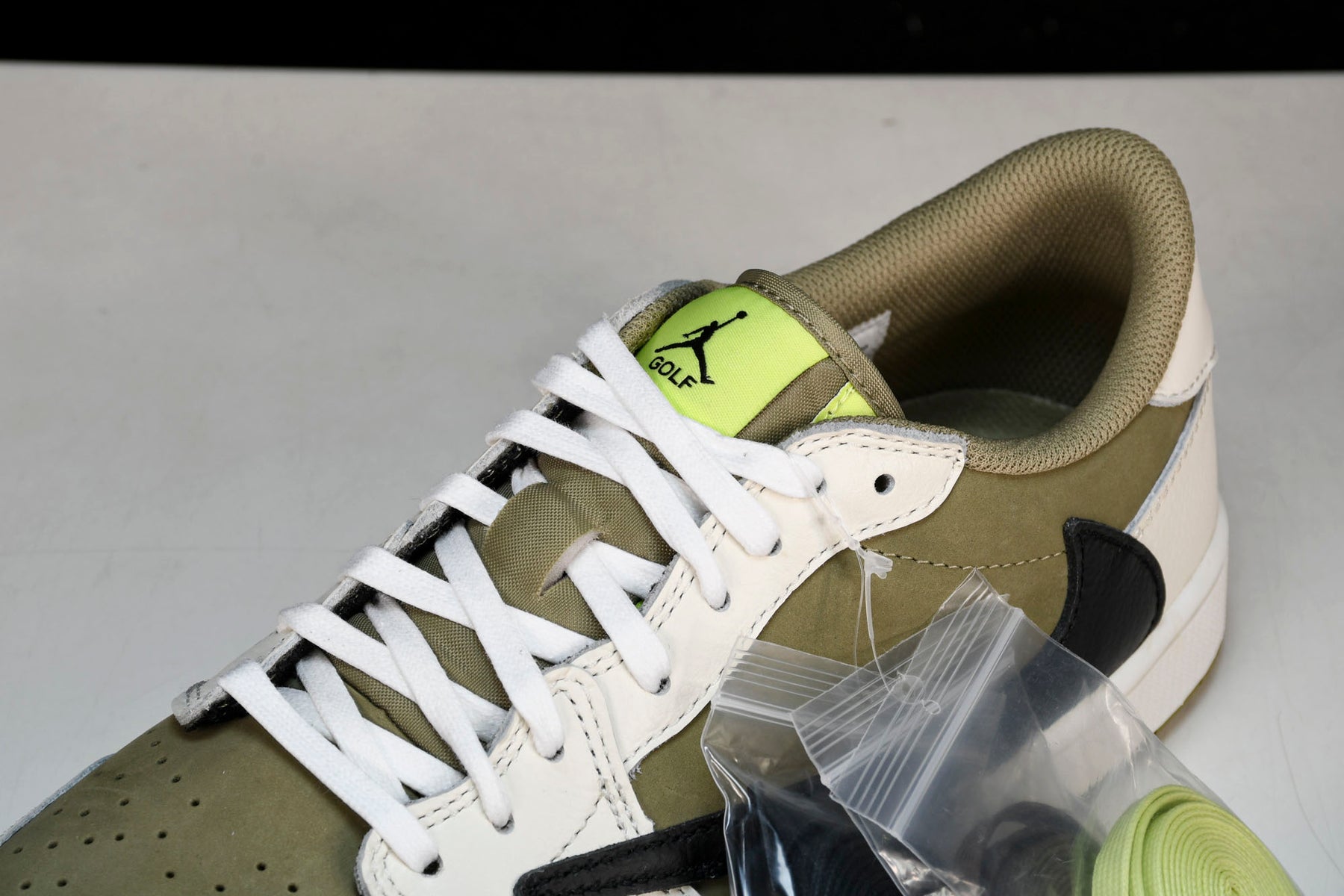 Air Jordan 1 Retro Low Golf Travis Scott Neutral Olive