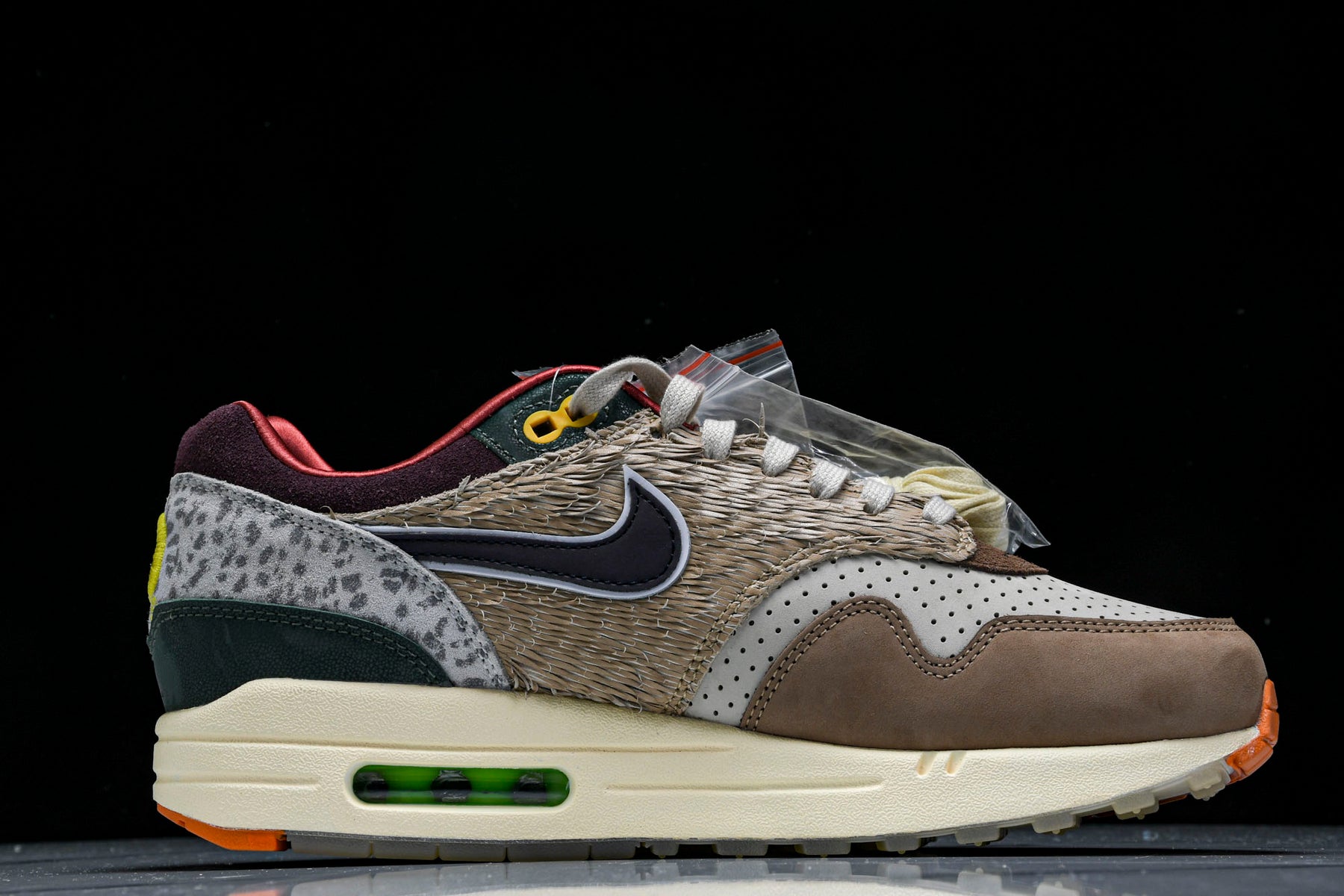 Nike Air Max 1 '87 Luxe University of Oregon PE