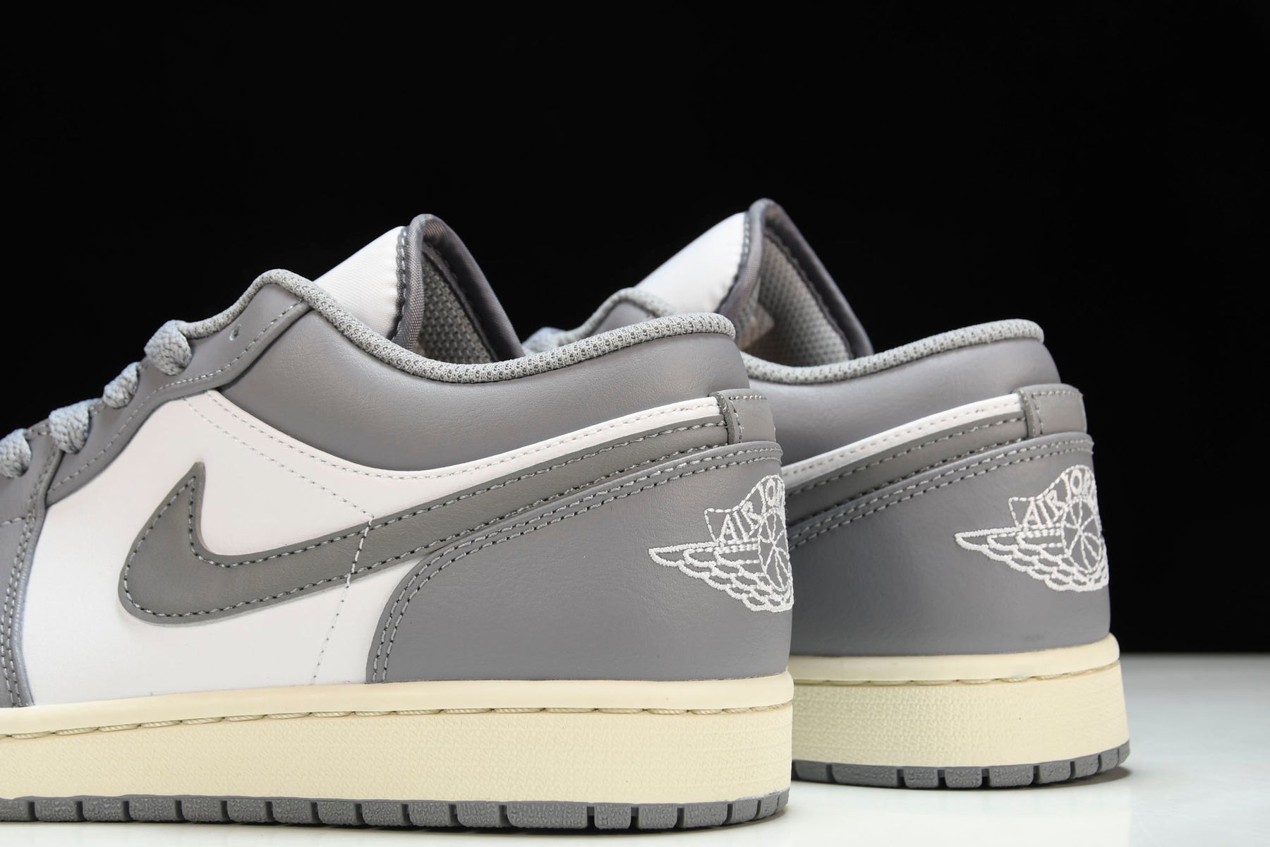 Air Jordan 1 Low Vintage Stealth Grey